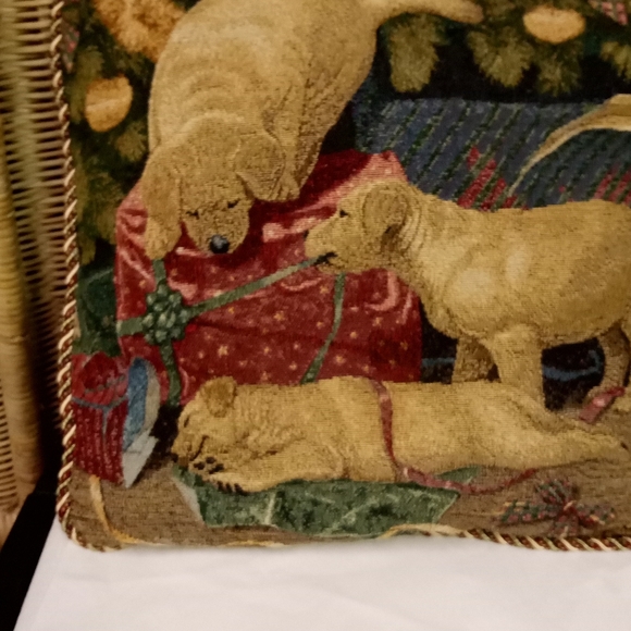Vintage Christmas Tapestry Throw Pillow Lab Dog Animal Decor Sign Mia Lane 14" - Picture 9 of 9